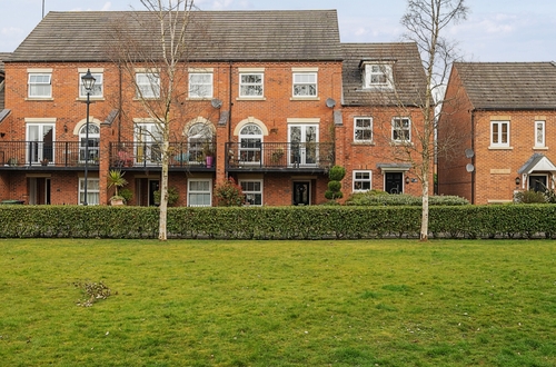 Kinross Road, Greylees